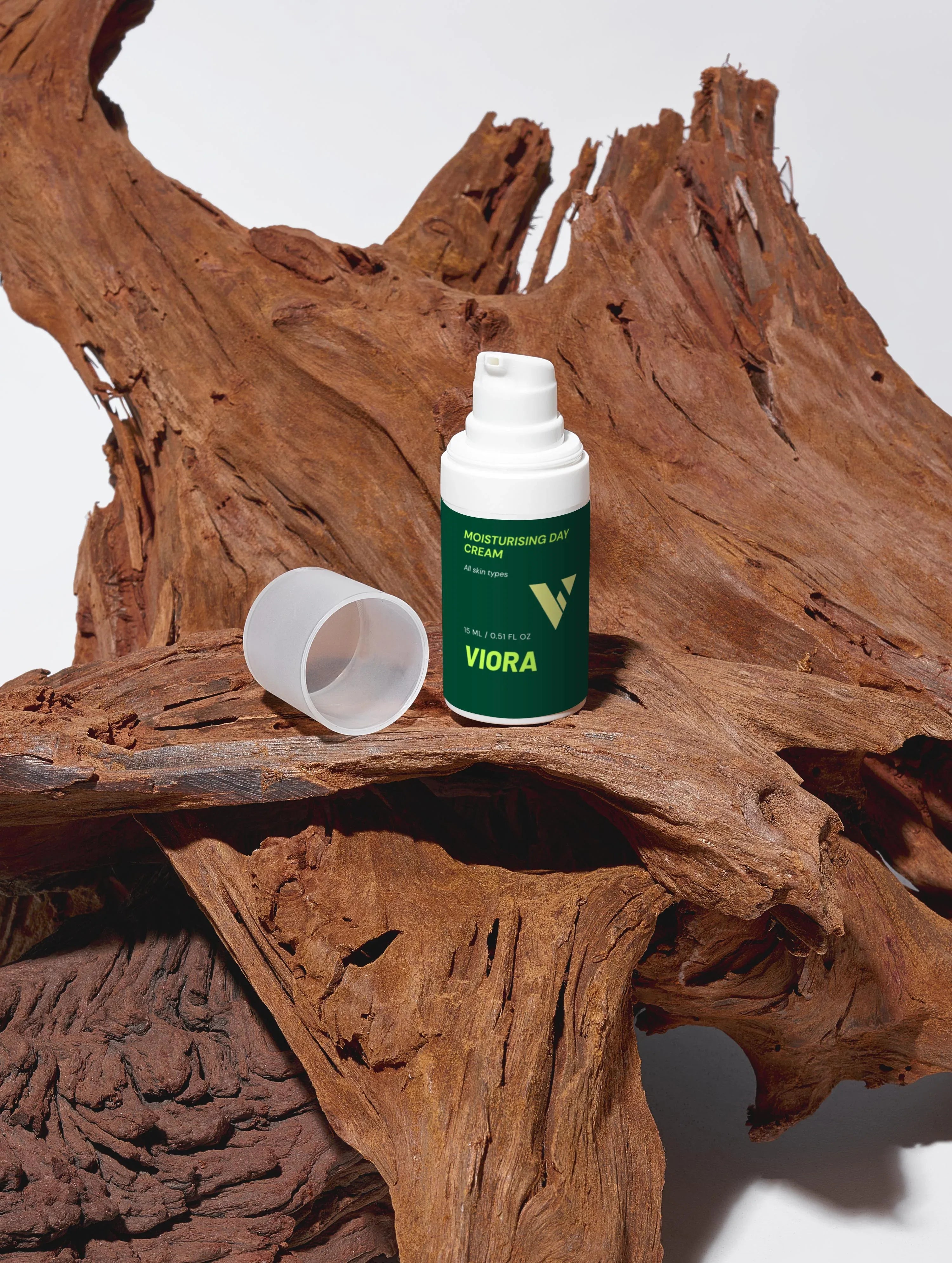 Hydrating Day Cream - Lightweight Moisturizer with Hyaluronic Acid & Aloe for All Skin Types - Viora